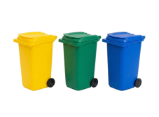 Popelnice stojan na psací potřeby