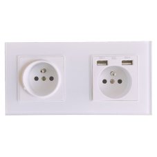 Dvě zásuvky s dvěma USB vstupy